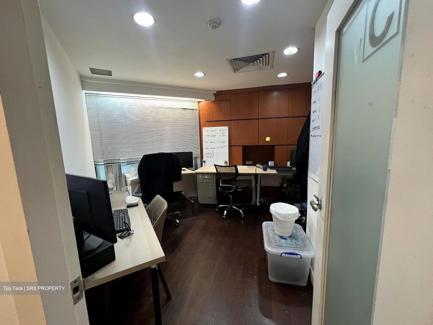 The Octagon (D1), Office #567564391